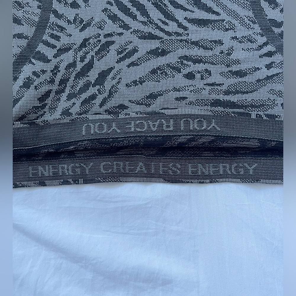 LULULEMON Swiftly Tech Racer Back (RACE LENGTH) - Picture 7 of 7